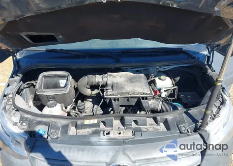 2019 Mercedes-Benz Sprinter 2500 High Roof V6 z USA, uszkodzony, nr VIN WD4PF1CD2KP142447